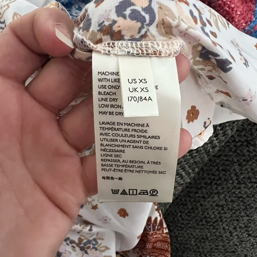 Free People run free balloon sleeve floral tie front button blouse